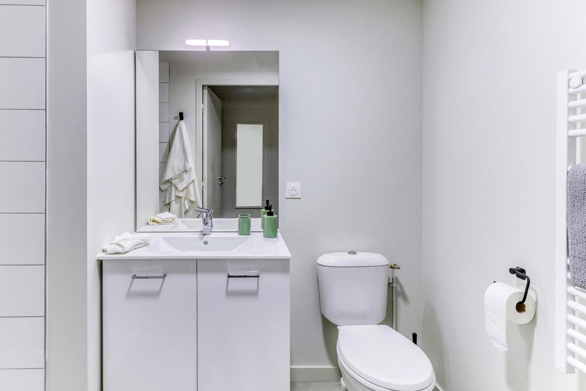 Student Factory Republique Apartment