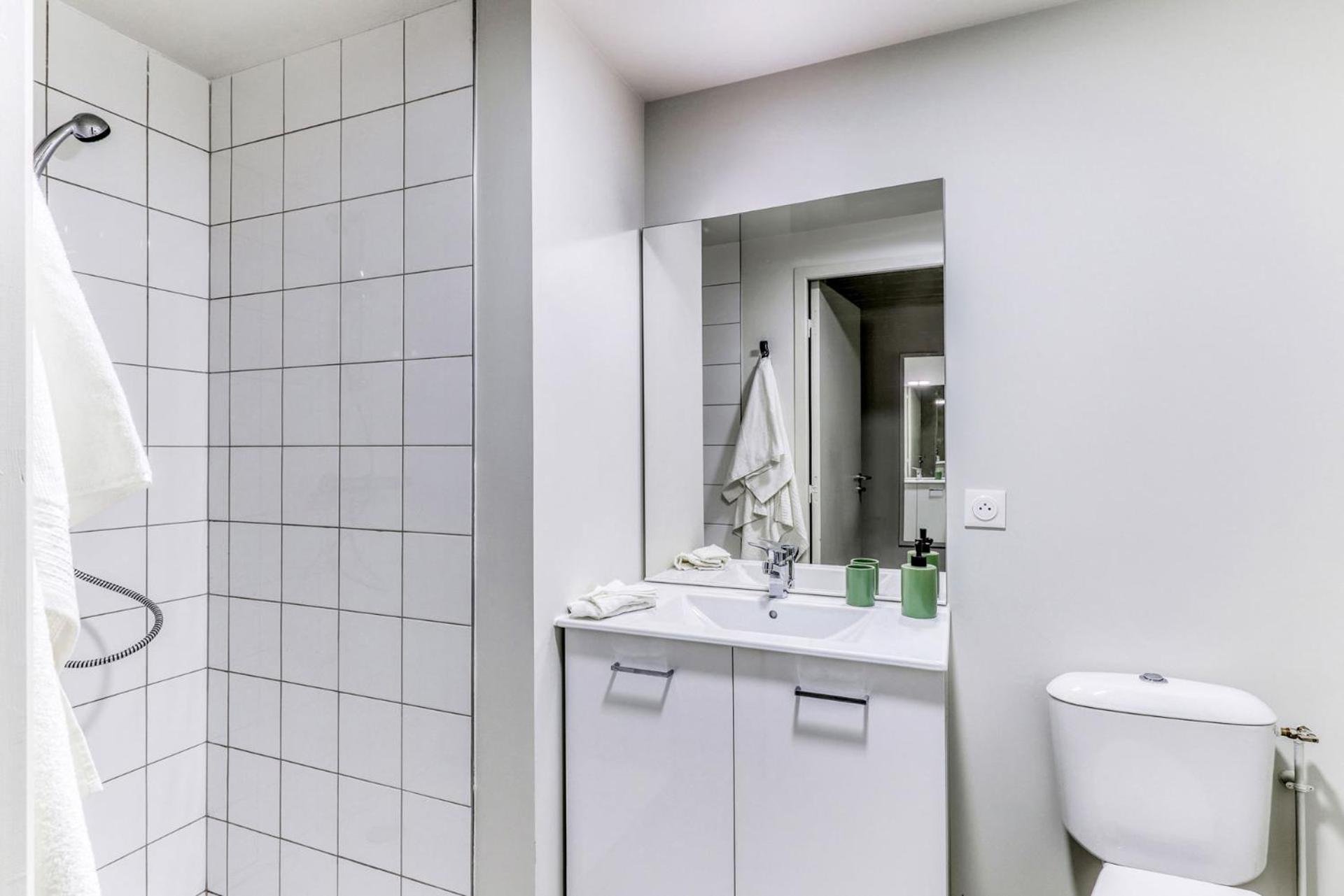 Apartment Student Factory Republique