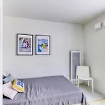 Aparthotel Student Factory Republique 3*